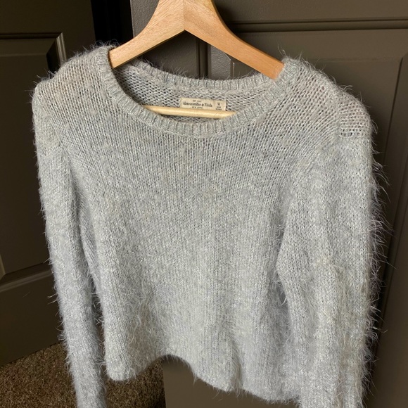 A&F SWEATER - Picture 1 of 2